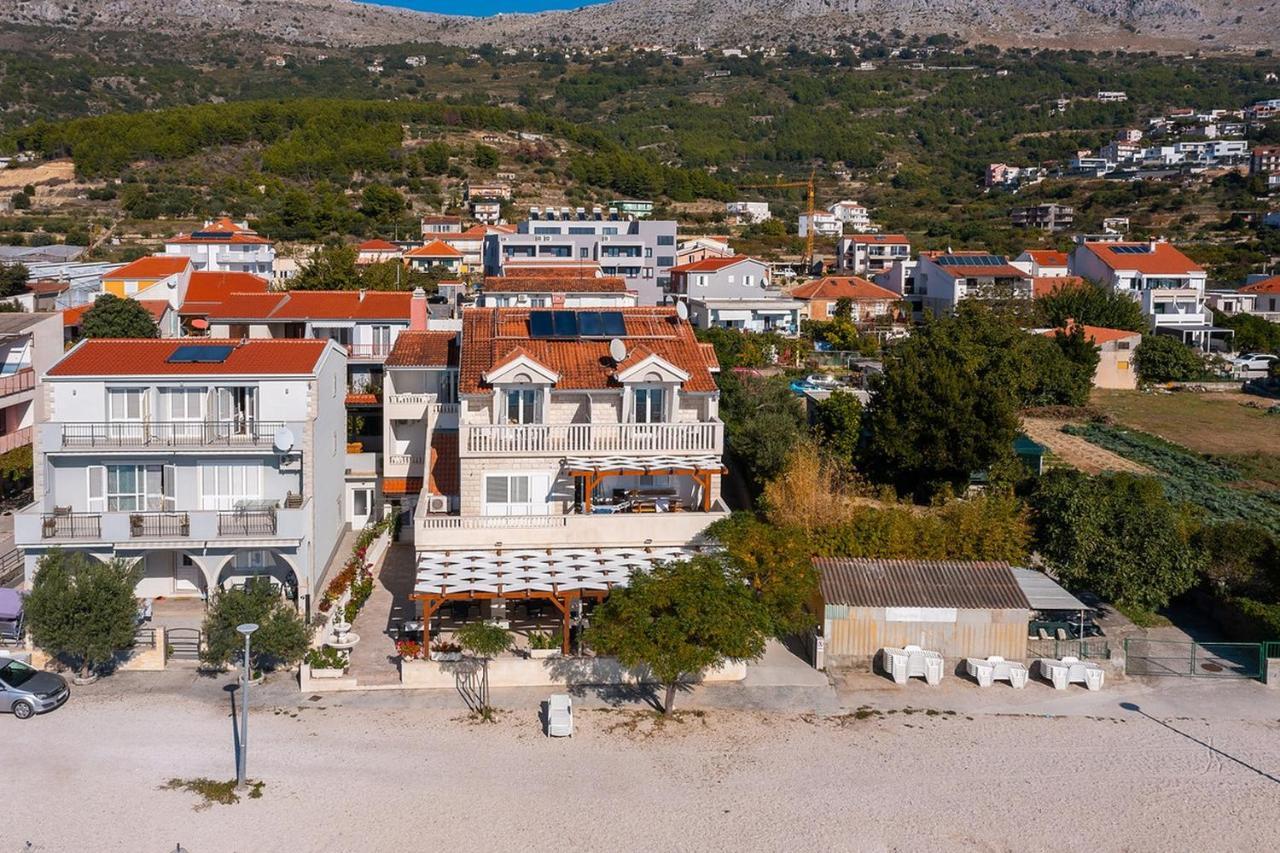 Apartmani Kastelancic Podstrana Kültér fotó